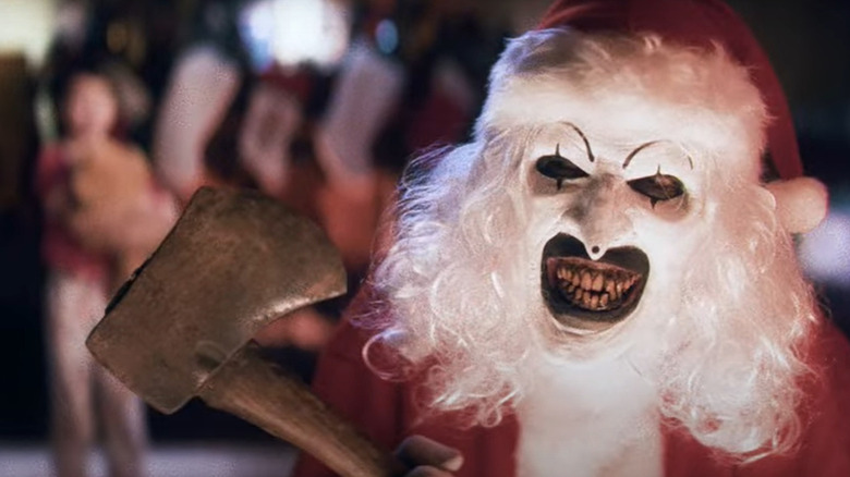 Terrifier 3's Art the Clown santa with machete