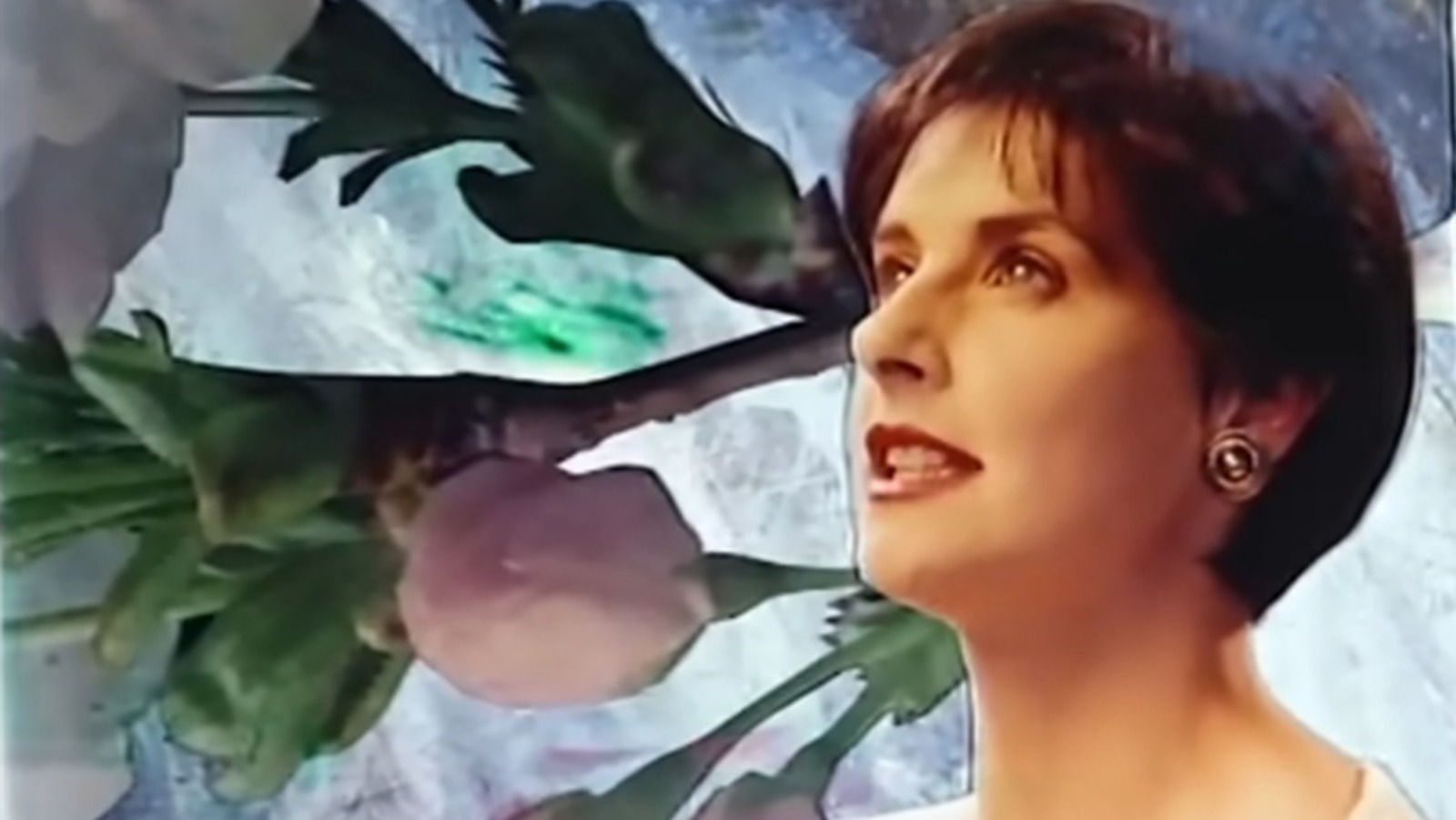 Рекламный ролик Pure Moods из 90-х еще более странный, чем вы помните