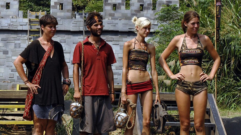 Survivor China players at challenge