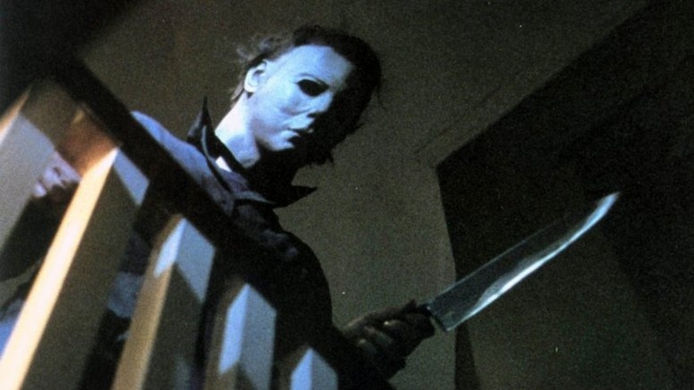 Michael Myers holding a kitchen knife