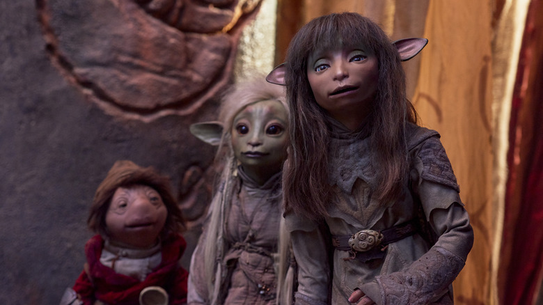 Hup, Deet, and Rian see something wonderful in "The Dark Crystal: Age of Resistance" (2019)