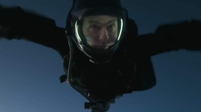 Ethan Hunt skydiving