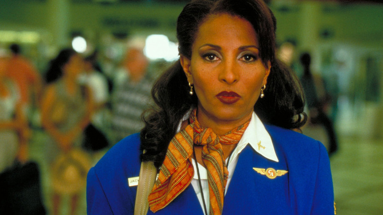 Jackie walks through the airport in "Jackie Brown" (1997)