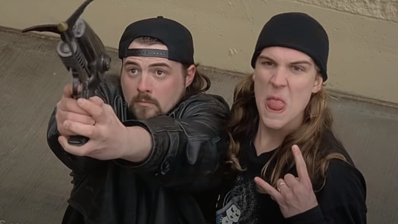 Jay and Silent Bob escaping