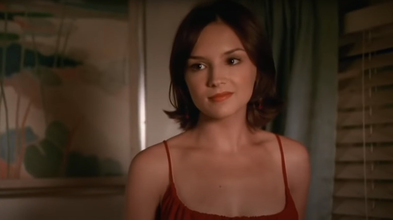 Rachael Leigh Cook dress scene