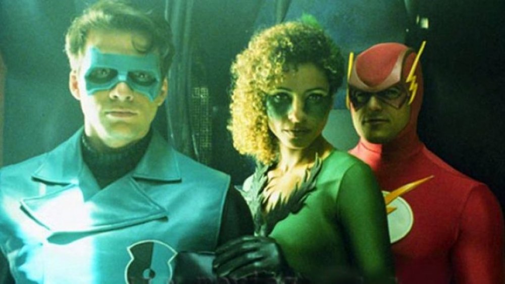 Michelle Hurd as Fire and Kenny Johnston as The Flash in Justice League of America 1997