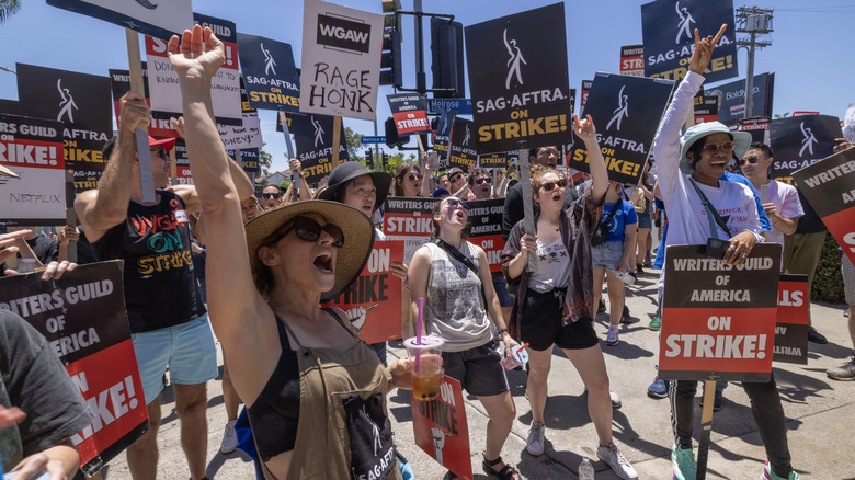 Union members striking 