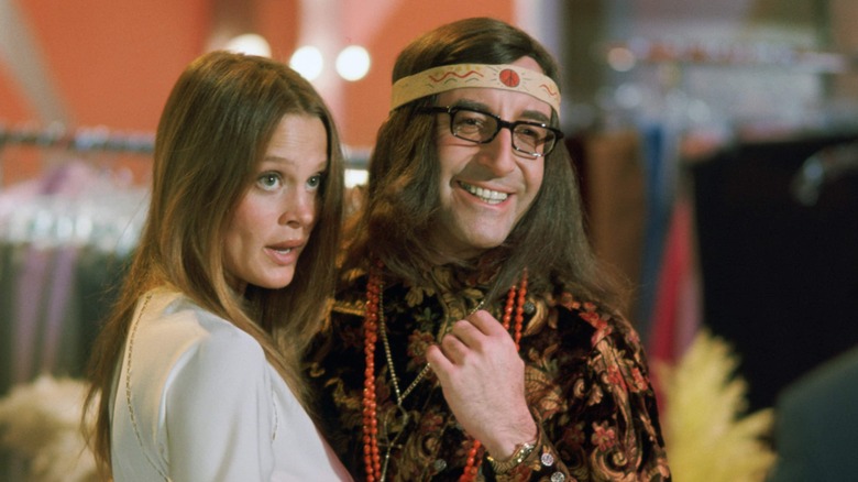 Peter Sellers gets groovy