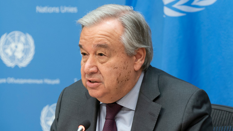 Antonio Guterres speaking on a panel