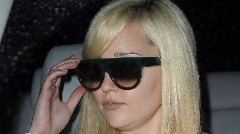 Amanda Bynes paparazzi shot