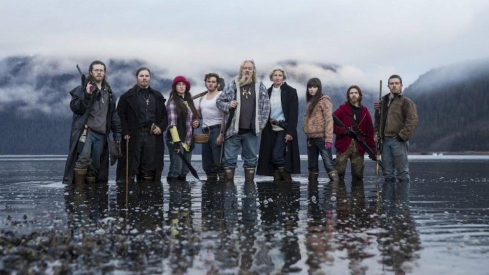 The Alaskan Bush People family poses with guns