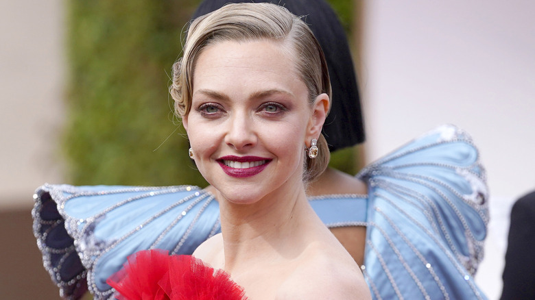 Amanda Seyfried smiles