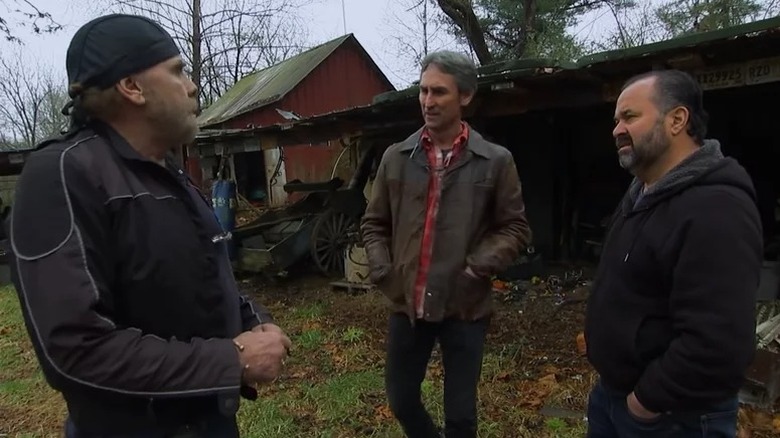 Frank Fritz and Mike Wolfe talking on "American Pickers" 