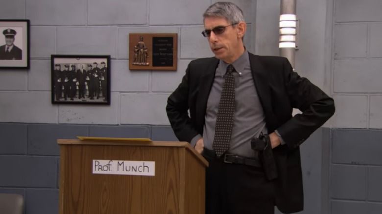 Munch on Arrested Development