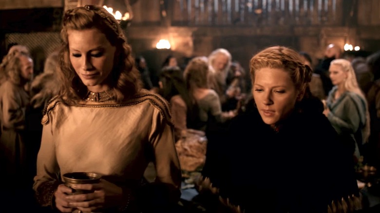 Aslaug and Lagertha talking