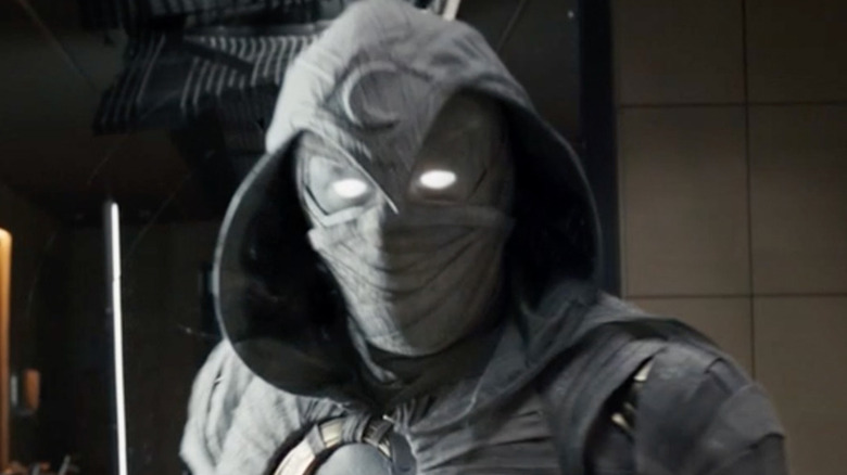 Oscar Isaac's Moon Knight costume