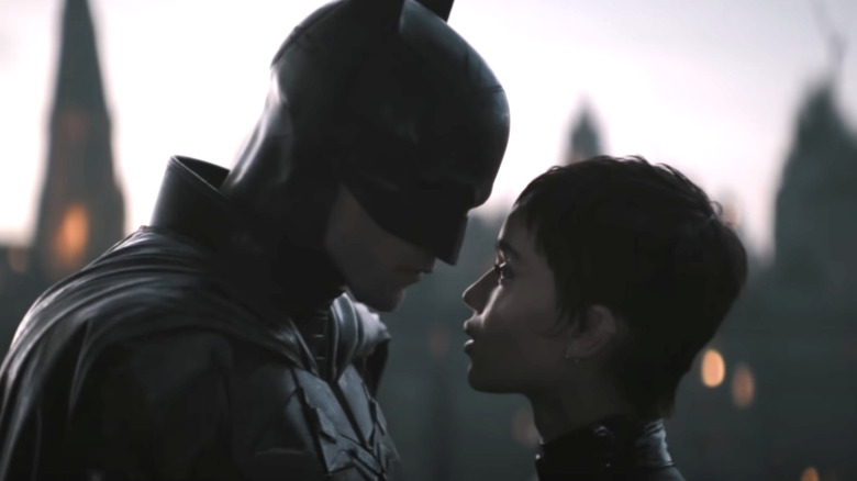 Batman and Catwoman appear in the Batman trailer 