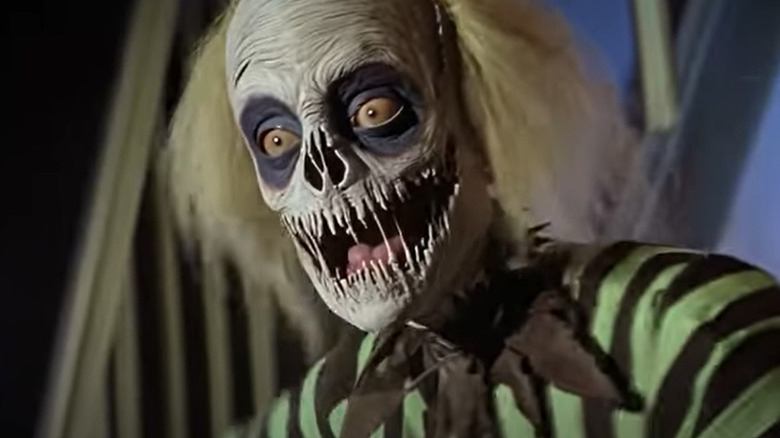 The Beetlejuice 1950 Trailer Made By AI Is WAY More Haunting Than The Film