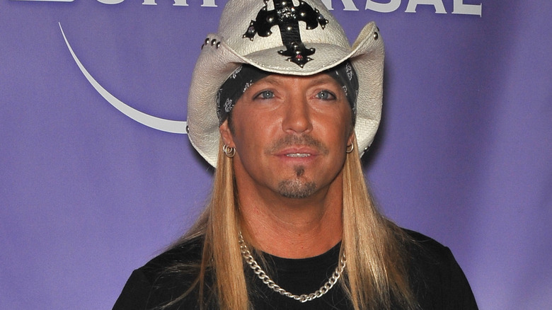 Bret Michaels posing