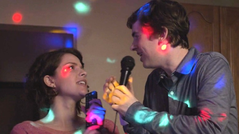 Shaun and Lea sing karaoke