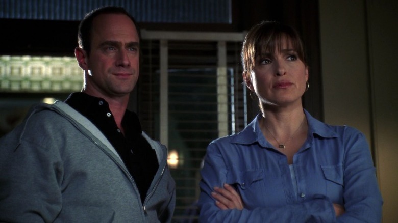 Benson and Stabler wearing casual clothes