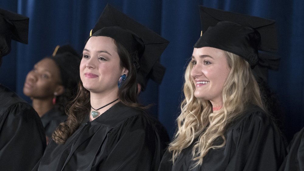 Hayley Orrantia as Erica and AJ Michalka as Lainey in The Goldbergs