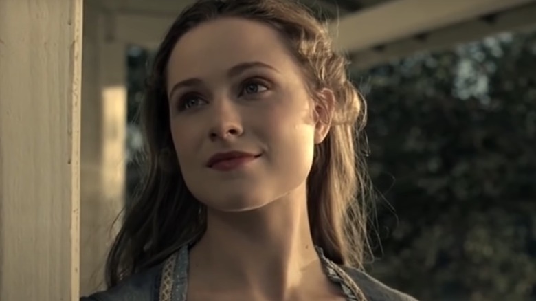 Dolores in Westworld pilot