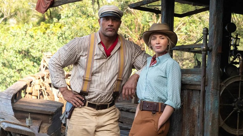 Dwayne Johnson and Emily Blunt on boat