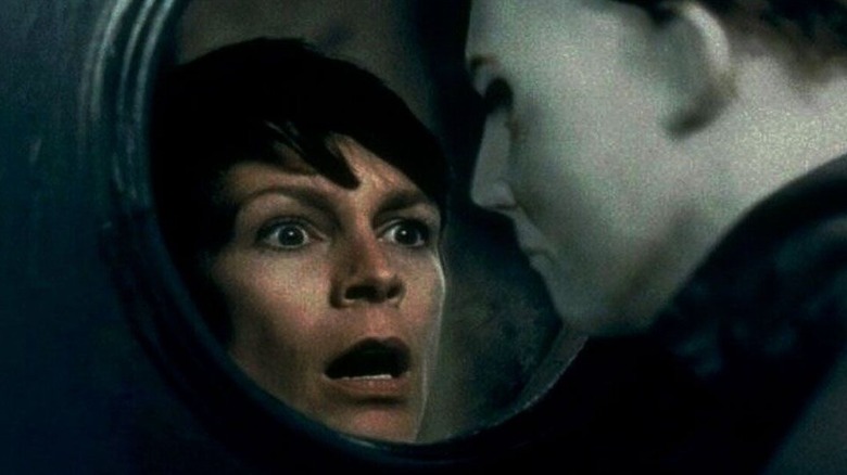 Jamie Lee Curtis in Halloween H20: 20 Years Later