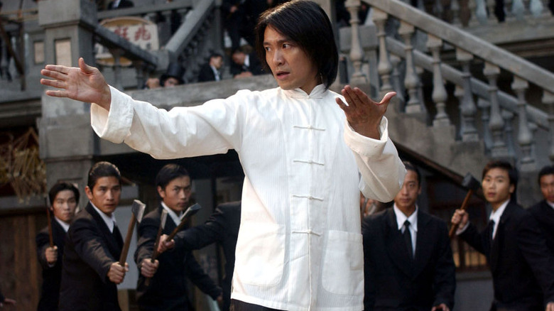 Stephen Chow preparing to fight the Axe Gang