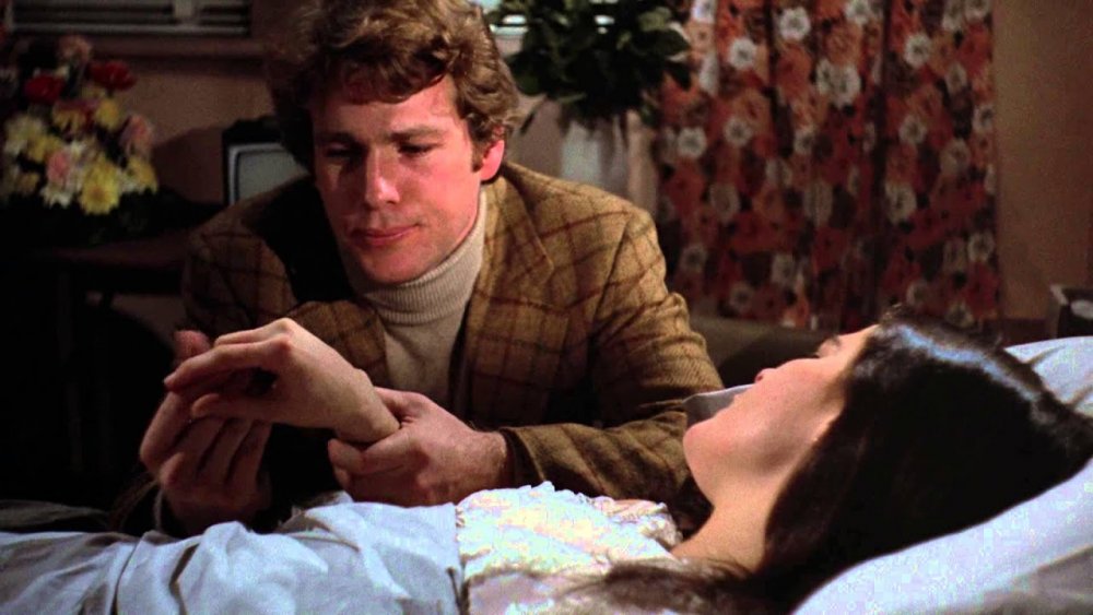 Ryan O'Neal as Oliver and Ali MacGraw as Jenny in Love Story