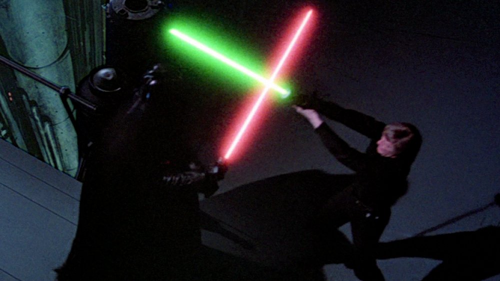 Luke and Vader duel