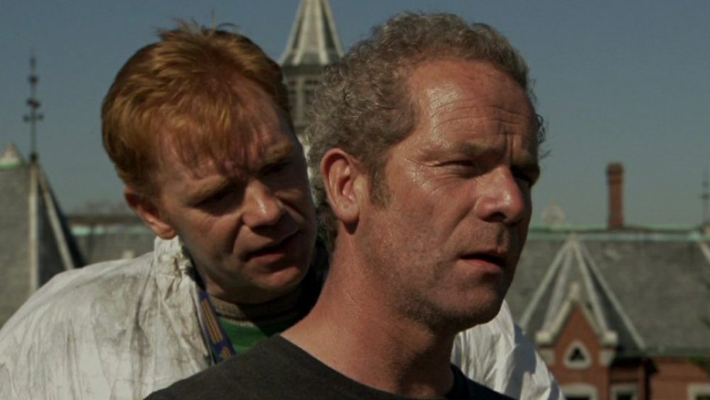 David Caruso and Peter Mullan in Session 9