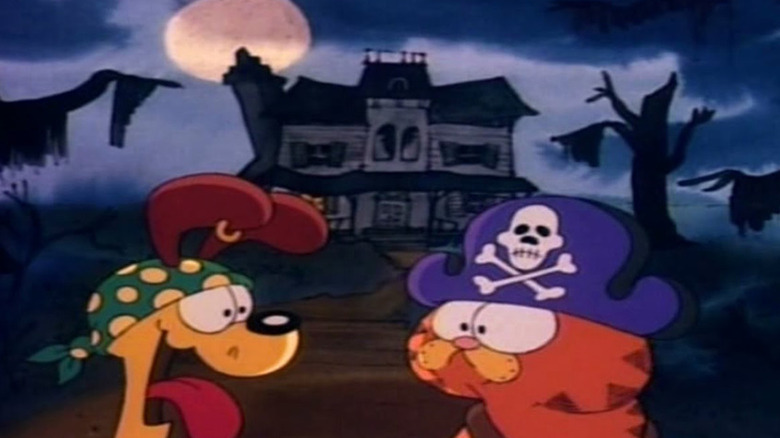 Garfield and Odie by haunted house