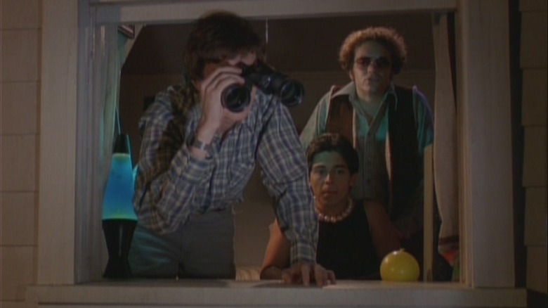 Eric, Hyde, and Fez at window