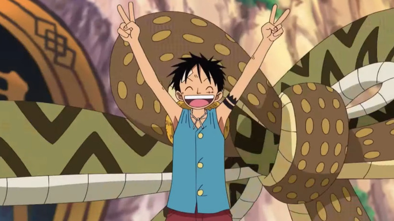 Luffy holding arms above head