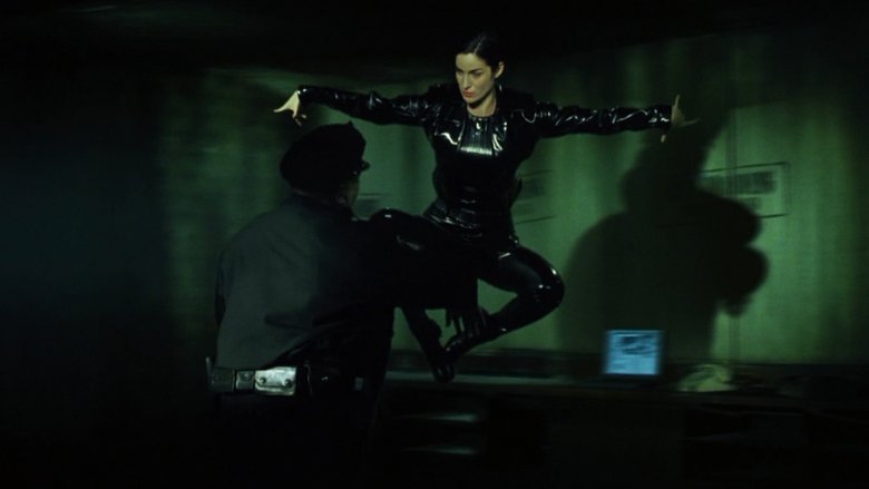 Carrie-Anne Moss in air spider kick