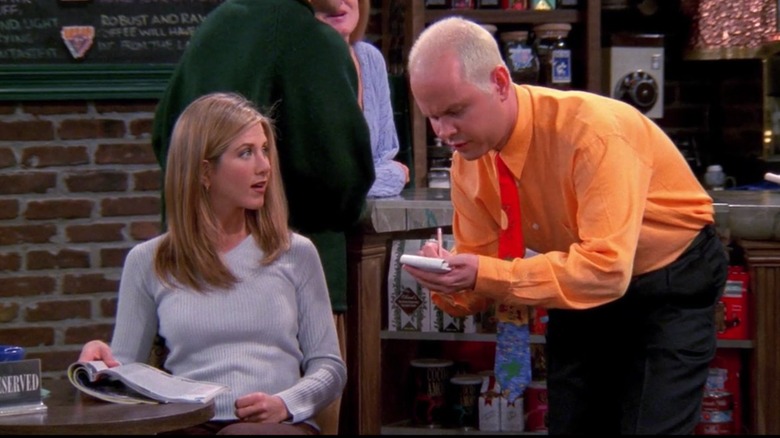 Friends Gunther takes Rachel's order