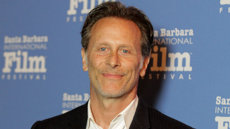 Steven Weber smiling on the red carpet of the Santa Barbara International Film Festival in 2019