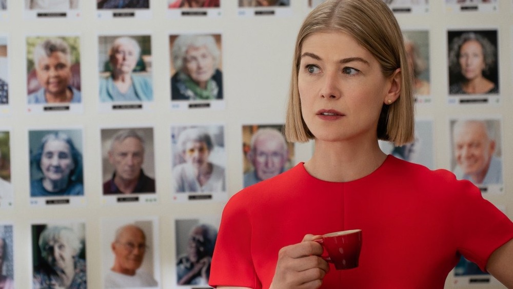 Rosamund Pike schemes