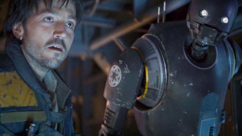 Cassian Andor and K-2SO face down trouble