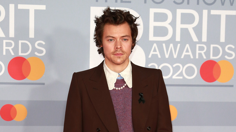 Harry Styles posing at awards show