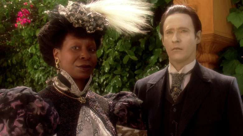 Data and Guinan in 1893