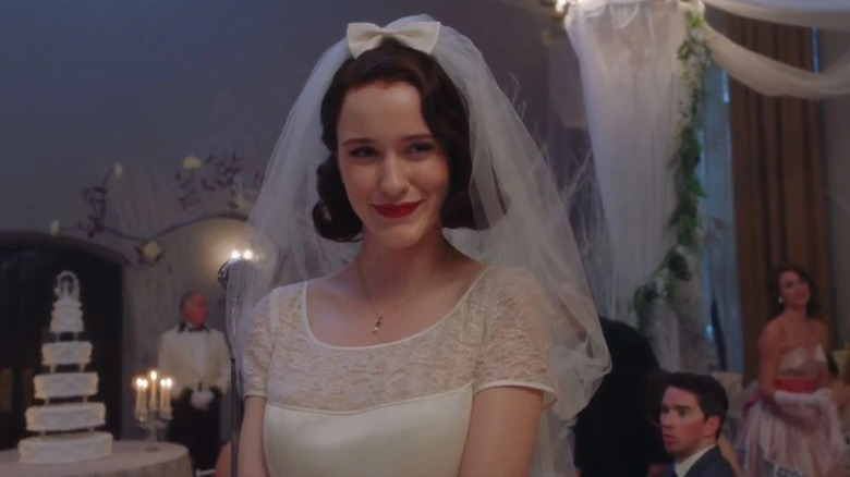 Midge Maisel at the wedding