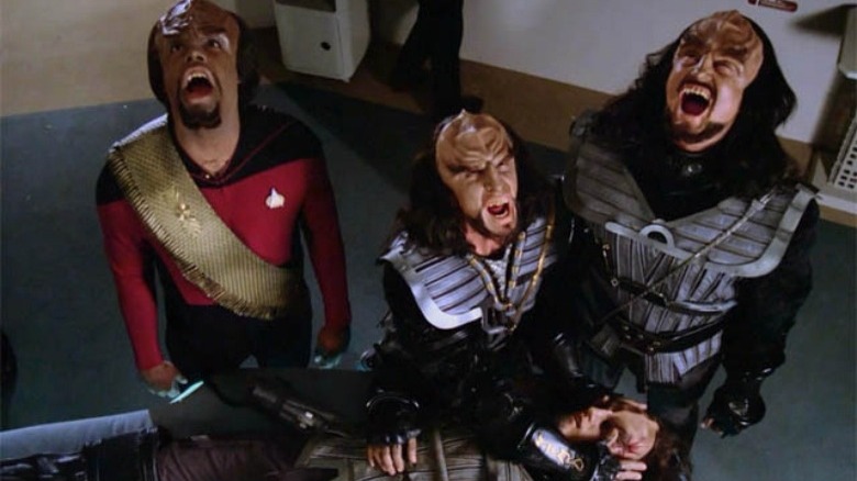 Worf and Klingons screaming