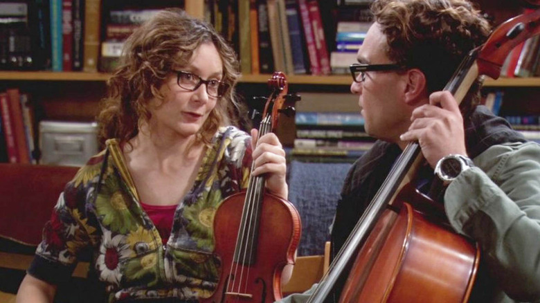 Leslie and Leonard playing violin 