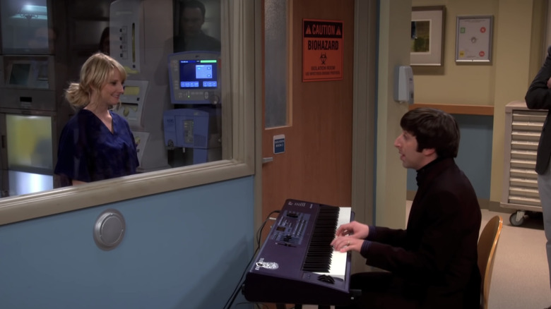 Howard sings to Bernadette while she's in the hospital 