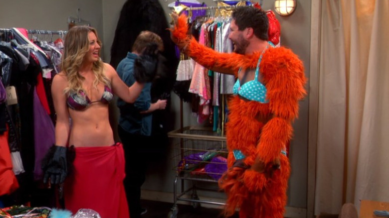 Kaley Cuoco looking unsure as Penny finds out she's working with Wil Wheaton