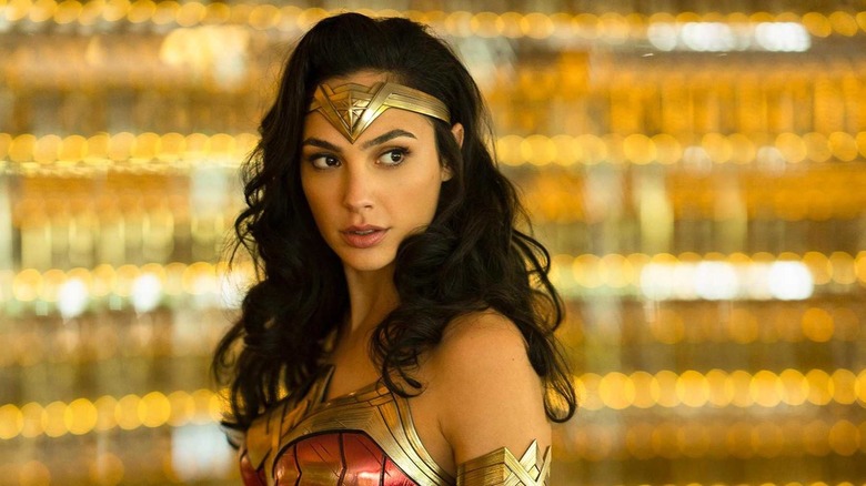 Wonder Woman in front of lights in 2020's Wonder Woman 1984