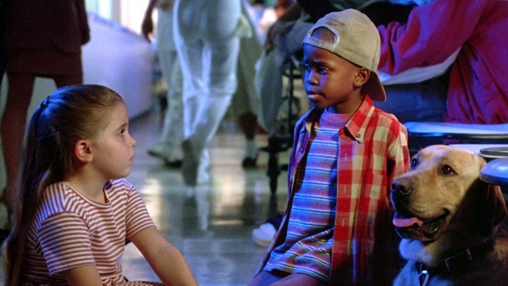 Mae Whitman and Ross Bagley in Independence Day